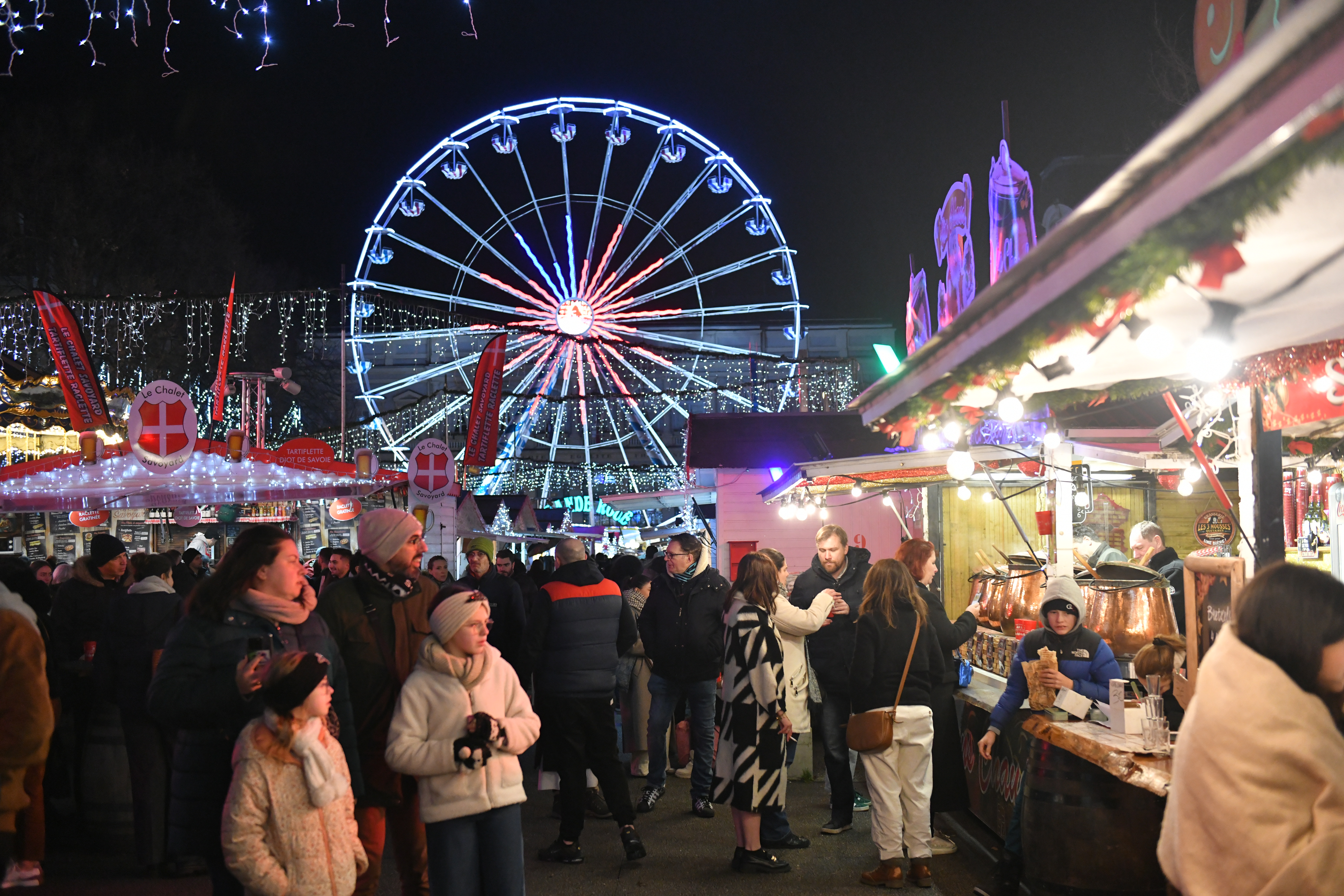 Marché de Noël Saint-Etienne de nuit